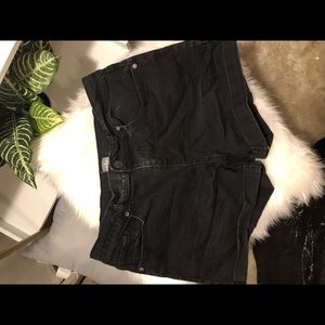 New York and Company black jean shorts
